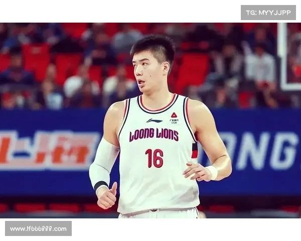 广州龙狮年轻双星管子煜刘颜诚半场合砍十分展现无畏拼劲